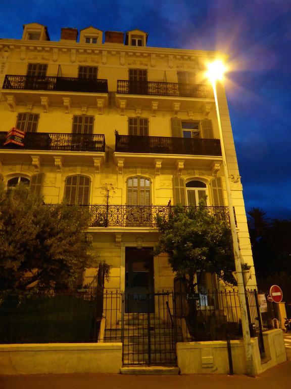 Gustave Apartment