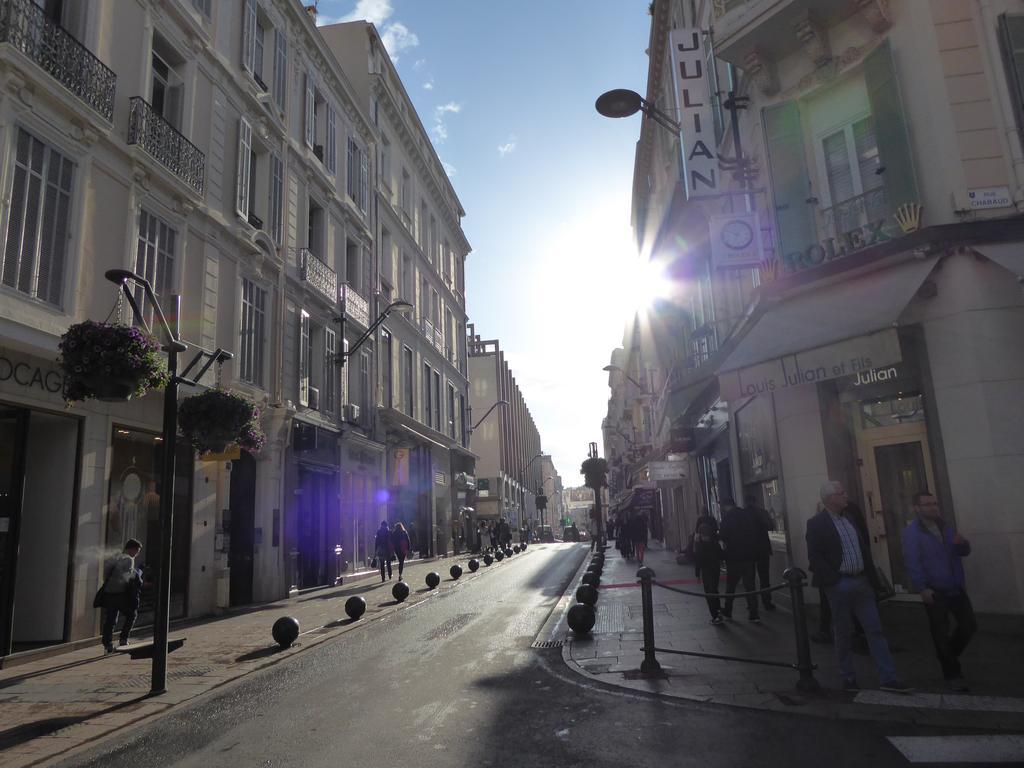 Gustave * Cannes